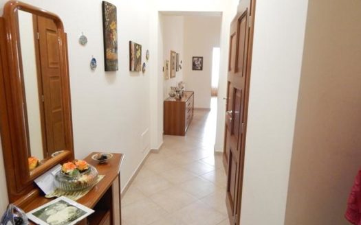 4 vani ristrutturato in corso Calatafimi parte bassa/Indipendenza