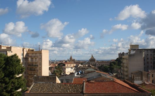 RIFINITO 4 VANI SU 2 LIVELLI IN CORSO CALATAFIMI