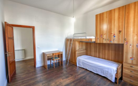 LUMINOSO 4 VANI ZONA PITRE’ IN OTTIMO STATO