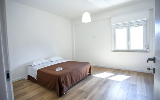 LUMINOSO 4 VANI IN OTTIMO STATO ZONA MICHELANGELO