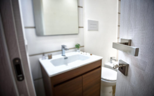 LUMINOSO 4 VANI IN OTTIMO STATO ZONA MICHELANGELO