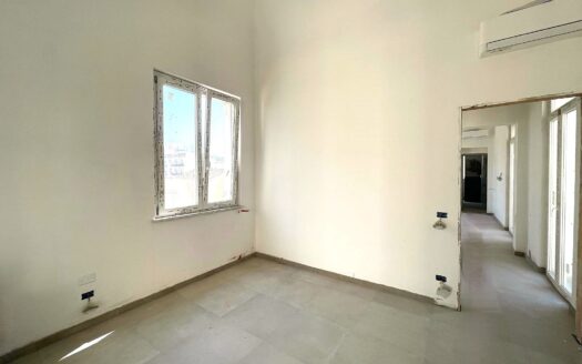 Appartamento su due piani in vendita in corso Calatafimi, 399