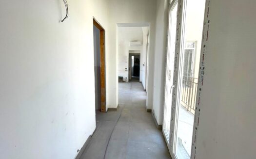 Appartamento su due piani in vendita in corso Calatafimi, 399