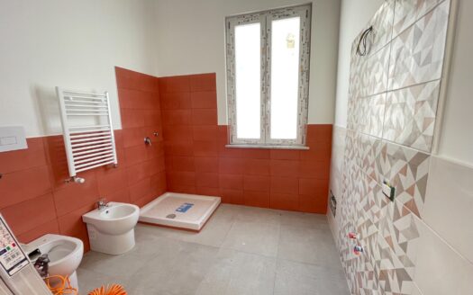 Appartamento su due piani in vendita in corso Calatafimi, 399