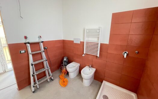 Appartamento su due piani in vendita in corso Calatafimi, 399