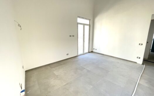 Appartamento su due piani in vendita in corso Calatafimi, 399