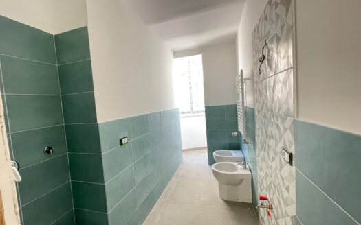 Appartamento su due piani in vendita in corso Calatafimi, 399