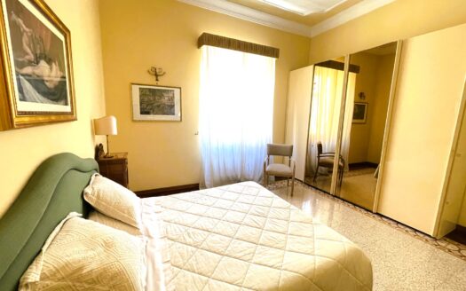 Luminoso 6 vani con terrazzo pressi Politeama