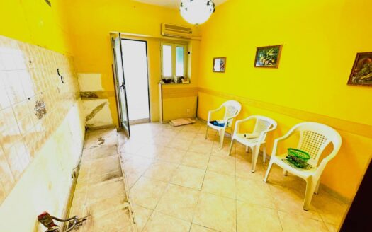 Luminoso appartamento in via Filippo Intili 4