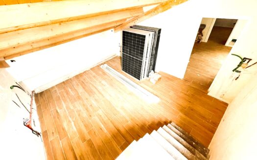 Luminoso appartamento mansardato in Corso Calatafimi 399