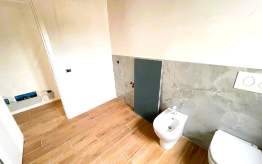 Luminoso appartamento mansardato in Corso Calatafimi 399