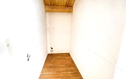 Luminoso appartamento mansardato in Corso Calatafimi 399