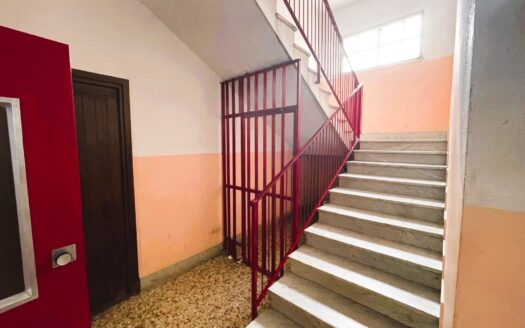 Luminoso appartamento in via Filippo Intili 4