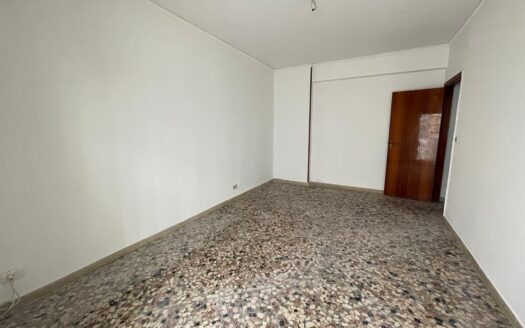 Luminoso appartamento in via Sampolo n. 218